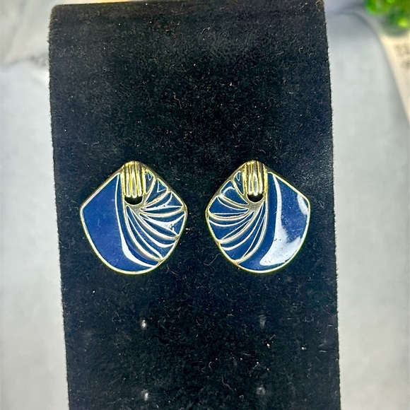 Trifari  Earrings Gold Tone Blue Enamel Mid Century Modernist Boho - Picture 4 of 6